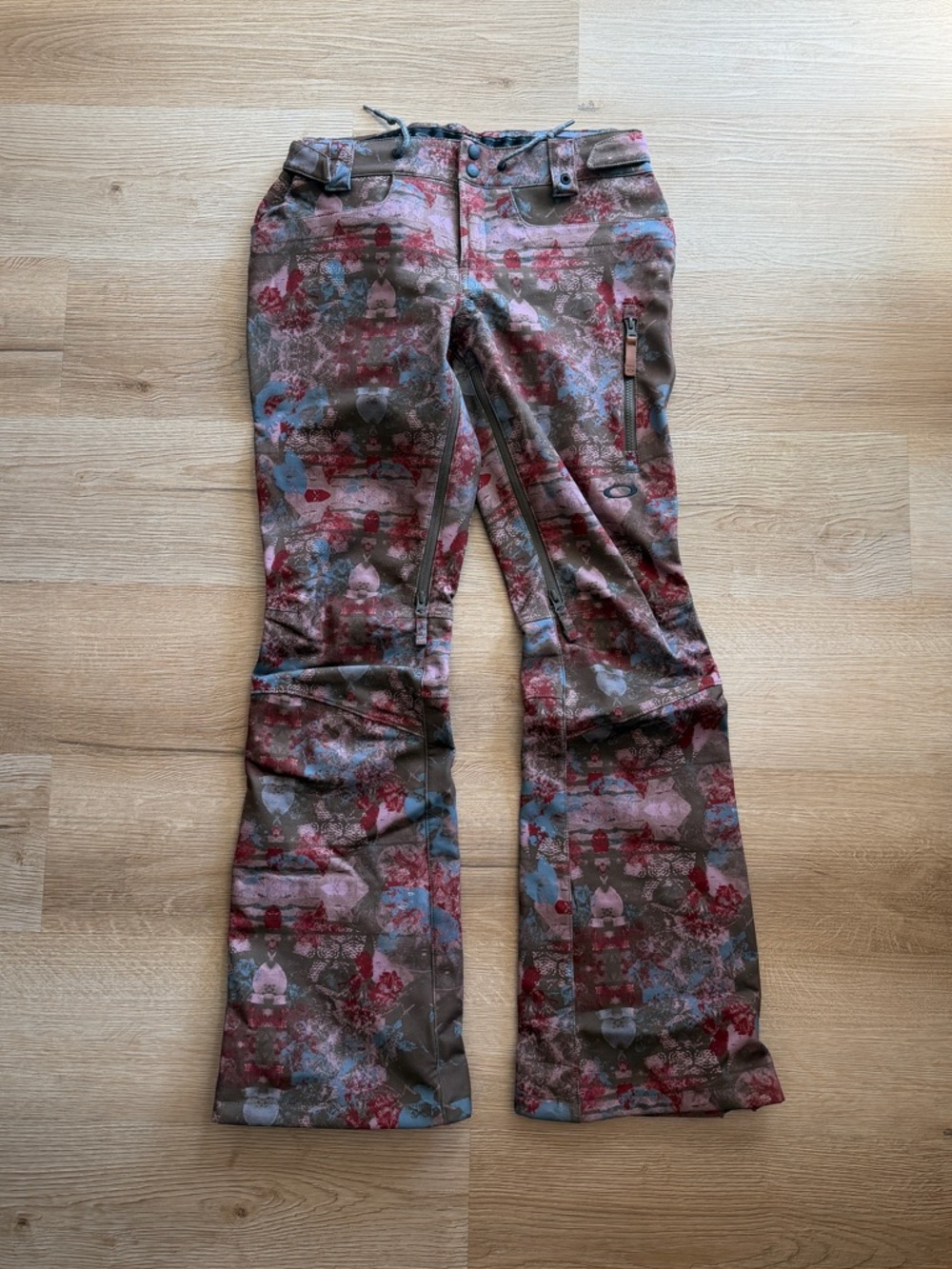 Oakley Women's Silver Queen Softshell Snowboard Pants